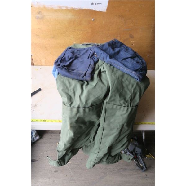 Marks Work Warehouse Snowsuit, Large, 2 Hoods and a Plastic Tote