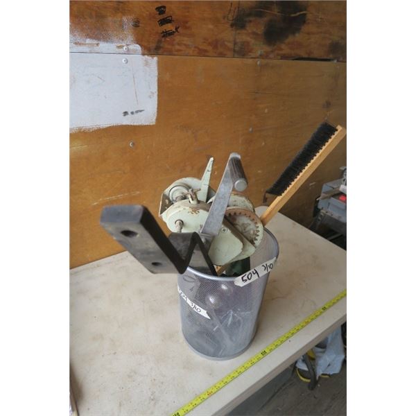 Trailer Parts & Mechanical, Brush, Sockets