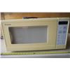 Image 2 : Panasonic Microwave