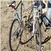 Image 5 : Pair of 10 Speed Bikes