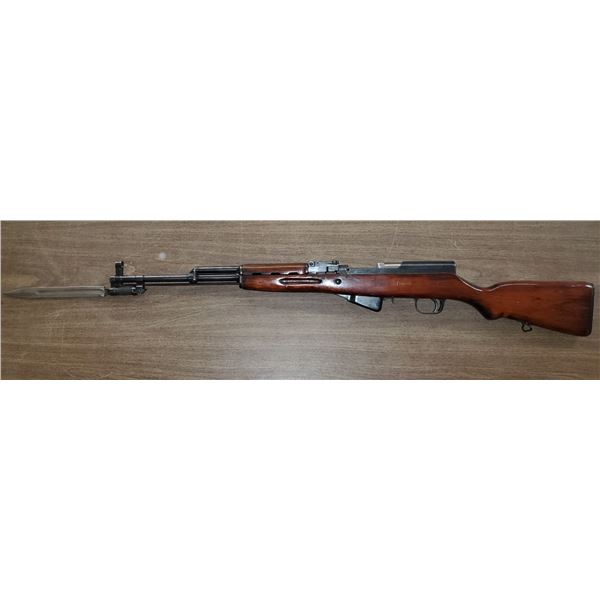 Russian SKS 7.62 x 39 w/ bayonet *PAL REQUIRED*