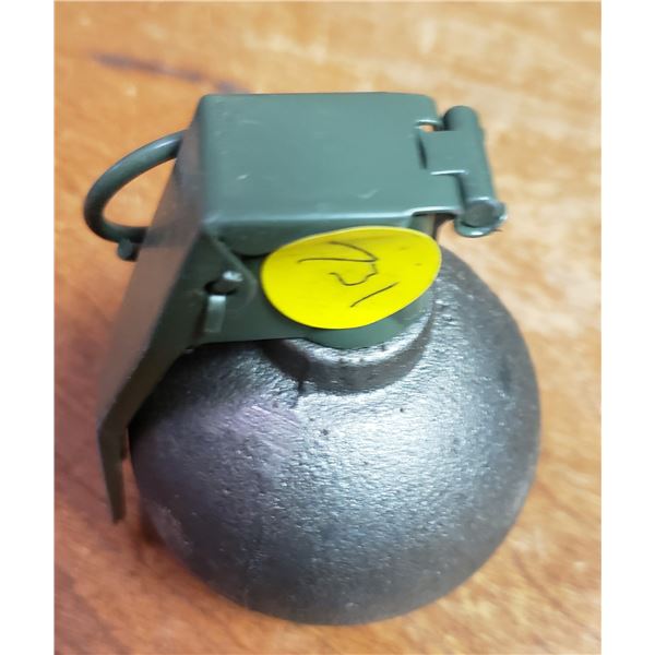 Grenade replica Apple Dummy grenade