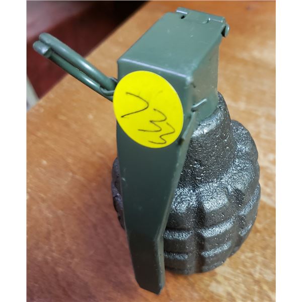 Grenade replica Pineapple Dummy grenade