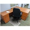Image 2 : Two pc. office desk w/ office chair and 2 matching 2 drawer lateral filing cabinets