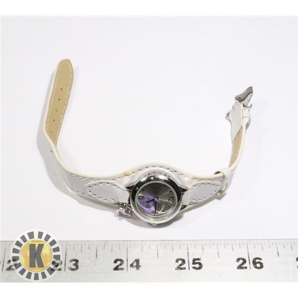 945-127 WHITE LEATHER BAND W/  WATCH