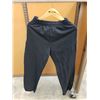 Image 2 : ASSORTMENT OF PANTS (MENS)
