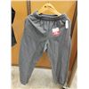 Image 3 : ASSORTMENT OF PANTS (MENS)