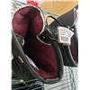 Image 3 : 380 DANNERS INSULATED BOOTS WITH ARCH SUPPORT RETAIL VALUE $310 SIZE 5 1/5 WOMENS