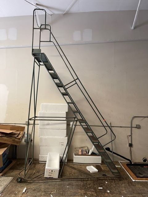 Warehouse Tall Racking Ladders Tall Rolling Warehouse Ladder