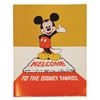 Image 1 : "Welcome to the Disney Family" Orientation Folder.