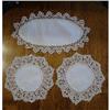 Image 1 : 3 PIECE DRESSER SET - LINEN & TATTING LACE #2076904