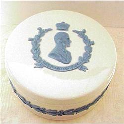 Wedgwood QUEENS WARE Round BOX  #2089320