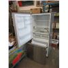 Image 2 : Hisense Refrigerator with Bottom Freezer ,working