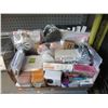 Image 1 : Box of Assorted Amazon Overstock Goods