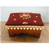 Image 1 : NEEDLEPOINTE FOOT STOOL       #2097014