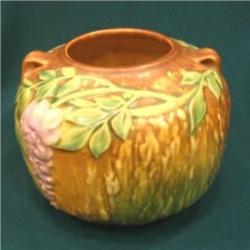 Roseville Wisteria  Vase #2107390