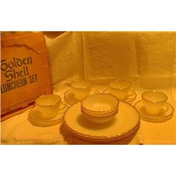 Anchor Hocking Golden Shell 16 Piece Luncheon #2086242