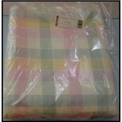Longaberger Fabric Pastel Plaid  5 Yards NEVER #2087367