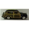 Image 1 : FORD WOODY WAGON DIECAST 1:24 SCALE