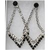 Image 1 : PAIR OF VINTAGE COSTUME JEWELRY EARRINGS