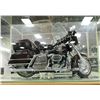 HARLEY MODEL IN GLASS AND MIRRORED CASE