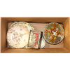 Image 1 : LOT OF ANTIQUE TRAYS AND TINS.