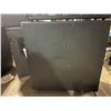 Image 2 : PEAVEY WINDSOR STRAIGHT EXTENSION CABINET