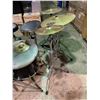 Image 8 : 16PCS PEARL / EVANS DRUM SET INCLUDING BASE DRUM, DUAL KICK PEDAL, 6 SYMBOLS, SNARE DRUM, 3 EVANS