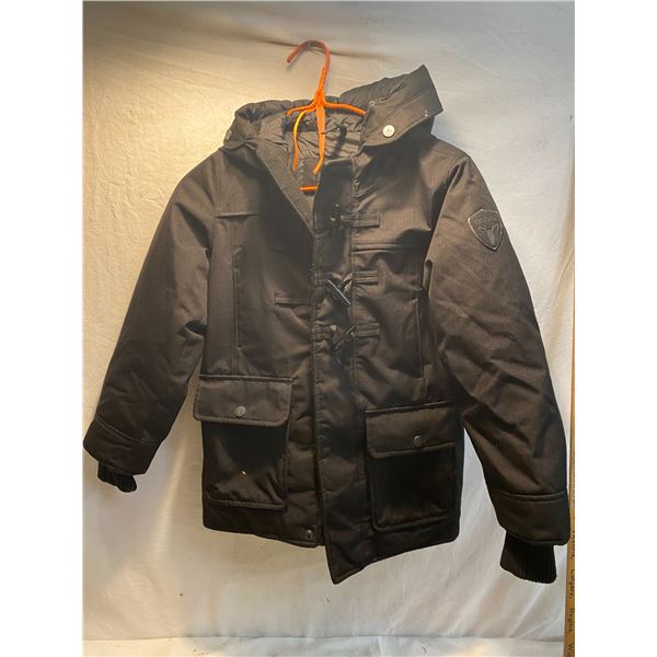 Nobis kids coat size medium