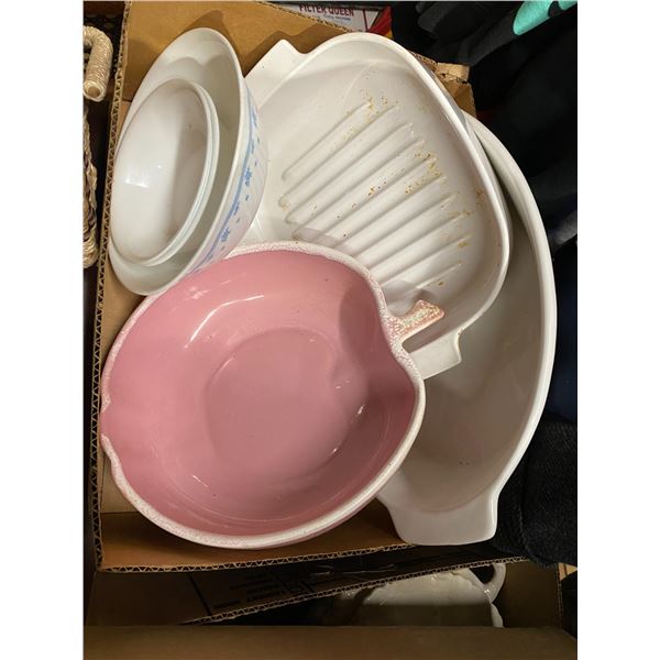 Kitchenware and some corelle