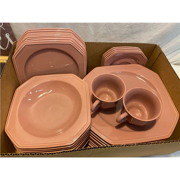 Mikasa English Chintz dishware