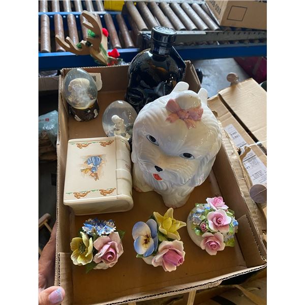 skulls and collectibles floral