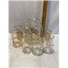 Image 1 : Glasses and pitcher