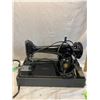 Image 1 : Singer sewing machine in case
