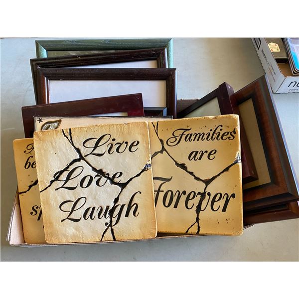 Lot frames and wall decor
