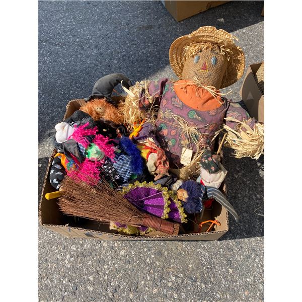 Decor and kitchen witch