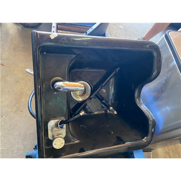 Sink for salon