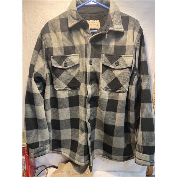 Boston traders size small