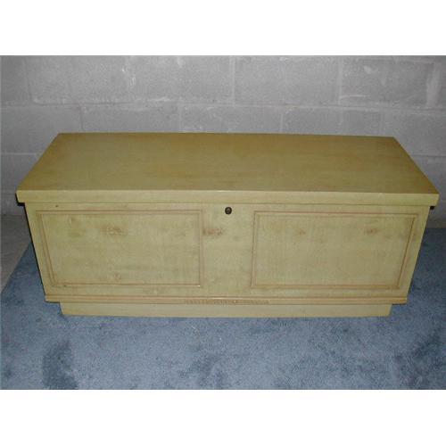Cavalier Cedar Hope Chest In White Maple 2111362