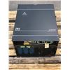 Image 2 : Unico 2400 # 108759 ECL 9 Inverter