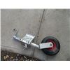 Image 2 : 500lb Pneumatic Bolt on Swivel Trailer Jack