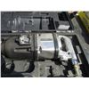 Image 4 : 1 in. Drive Air Impact Wrench With Manual in Case