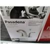 Image 2 : Pasadena 4" Centerset Lavatory Faucet (new)