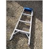 Image 3 : 4ft Step Ladder Aluminum