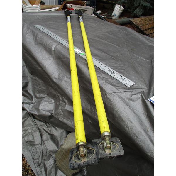 (2) Drywall Supports