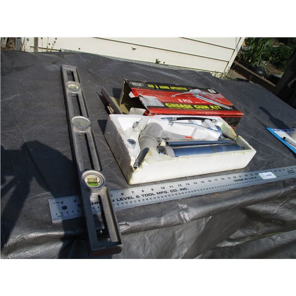 Brico Air and Hand Operated Grease Gun Plus Master Pro Level