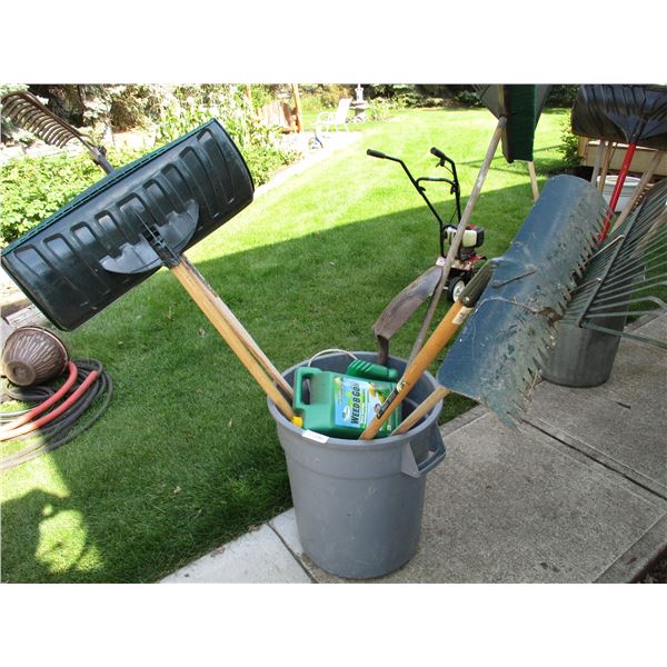 Garbage Can with 5 Garden Tools