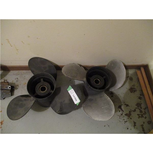 Merc Cruiser propellers