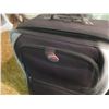 Image 2 : American Tourister (2) With Wheels Travel Luggage