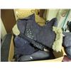 Image 5 : Towels, clothing, boots, felt liners
